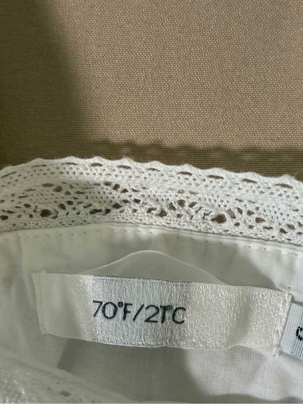 70*F/21*C White Peasant Boho Lace Ruffled Cotton Blouse, size Small. - Picture 6 of 12